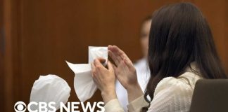 Lindsay Clancy’s Haunting Texts Revealed Before Killing Her 3 Kids Lindsay Clancy cries during murder trial as jurors view autopsy photos of her youngest child