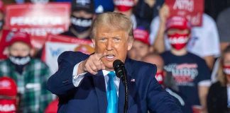Trump Embarrasses Vance After He Asked For Endorsement speaker pointing during a rally